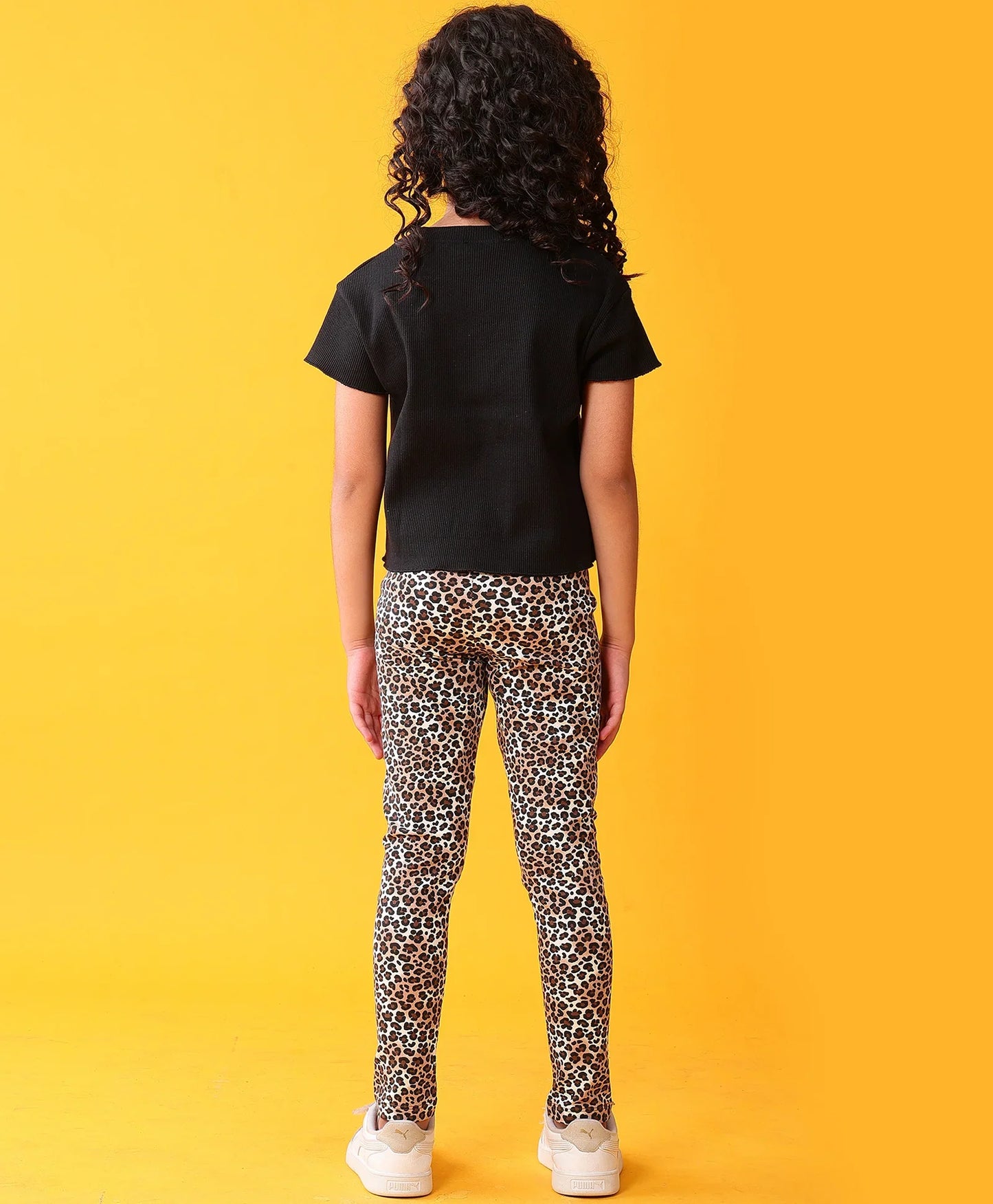 BLACK RIBBED SUMMER TSHIRT LEOPARD LEGGINGS SET - BLACK/PEACH