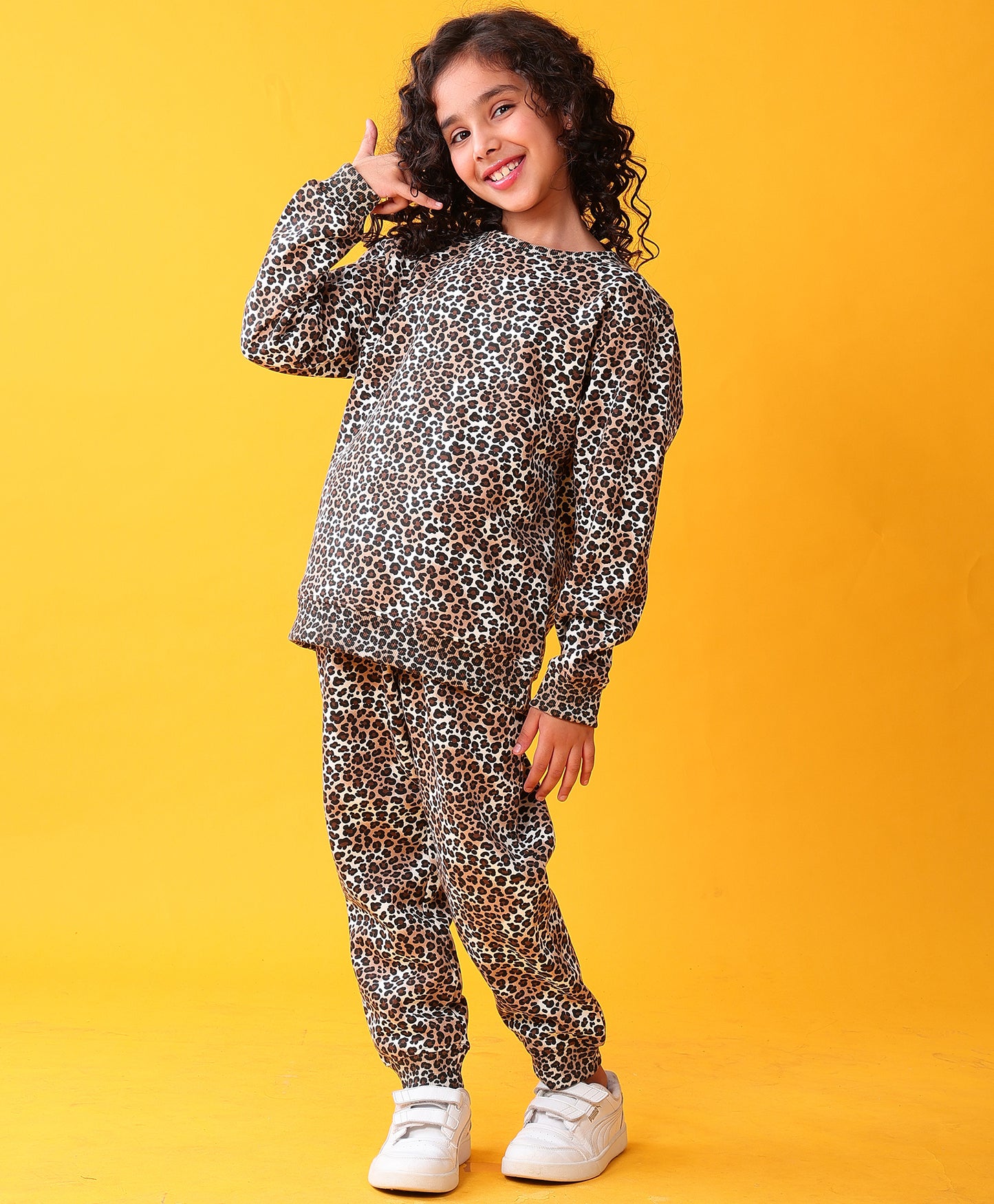 LEOPARD FLEECE GIRLS SWEATSHIRT JOGGER SET - BROWN