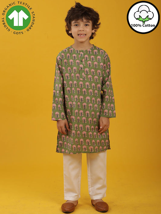 GREEN FLORAL PRINT PURE COTTON KURTA PYJAMA SET - GREEN