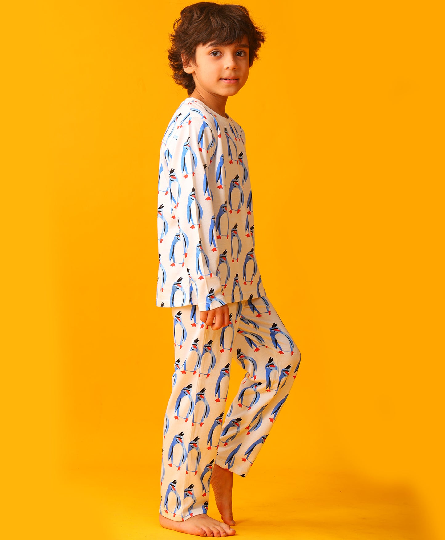 PENGUIN LONG SLEEVE PYJAMA SET -WHITE