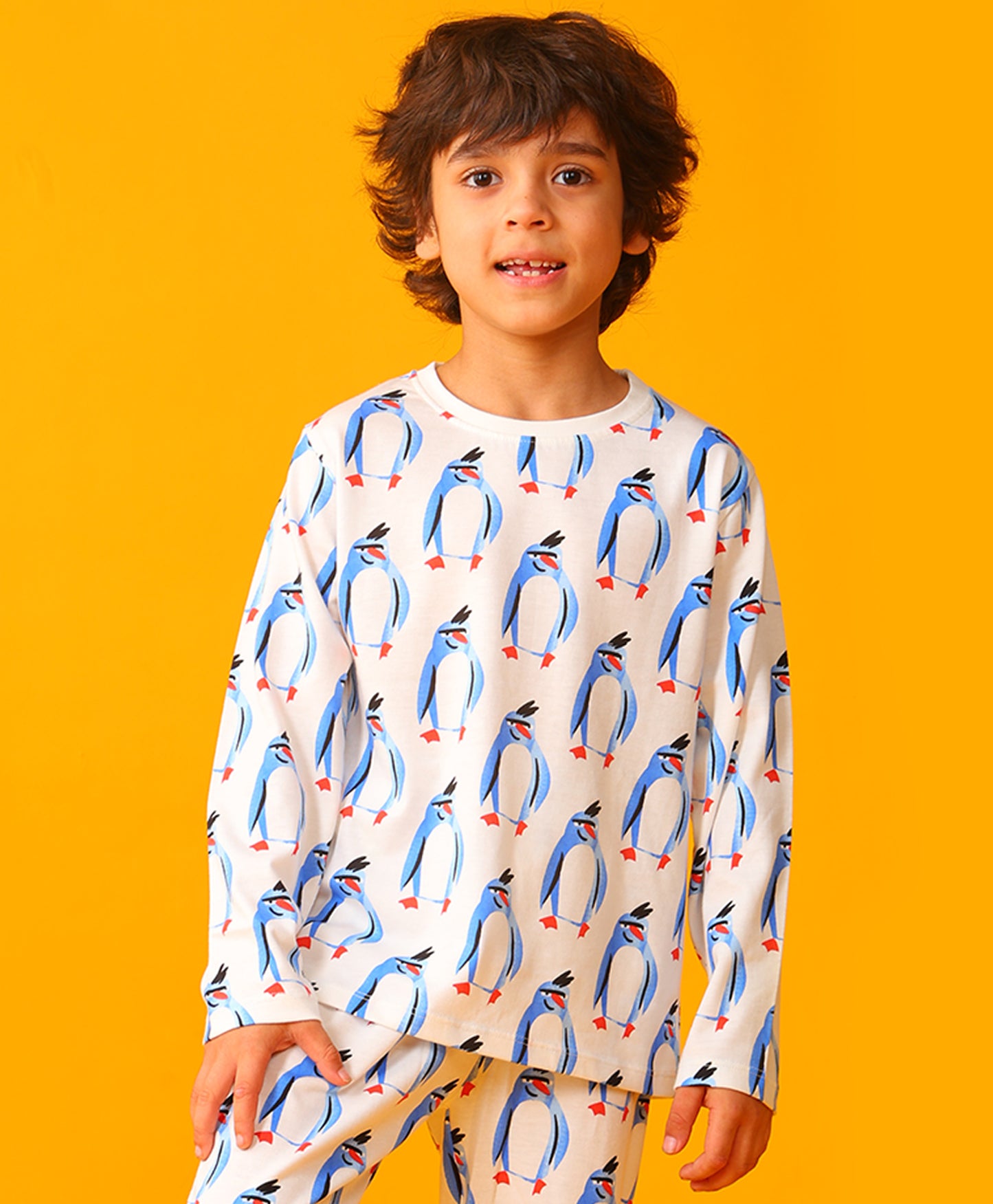 PENGUIN LONG SLEEVE PYJAMA SET -WHITE