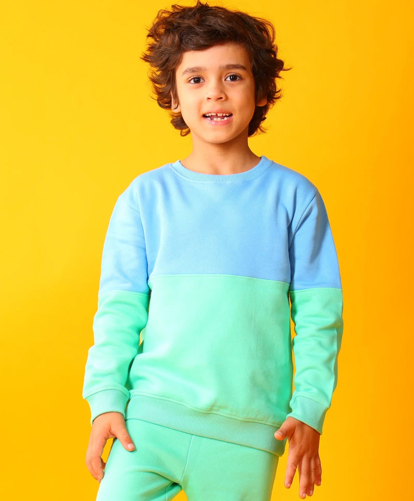 BLUE GREEN IL STYLE BOYS SWEATSHIRT -GREEN/BLUE