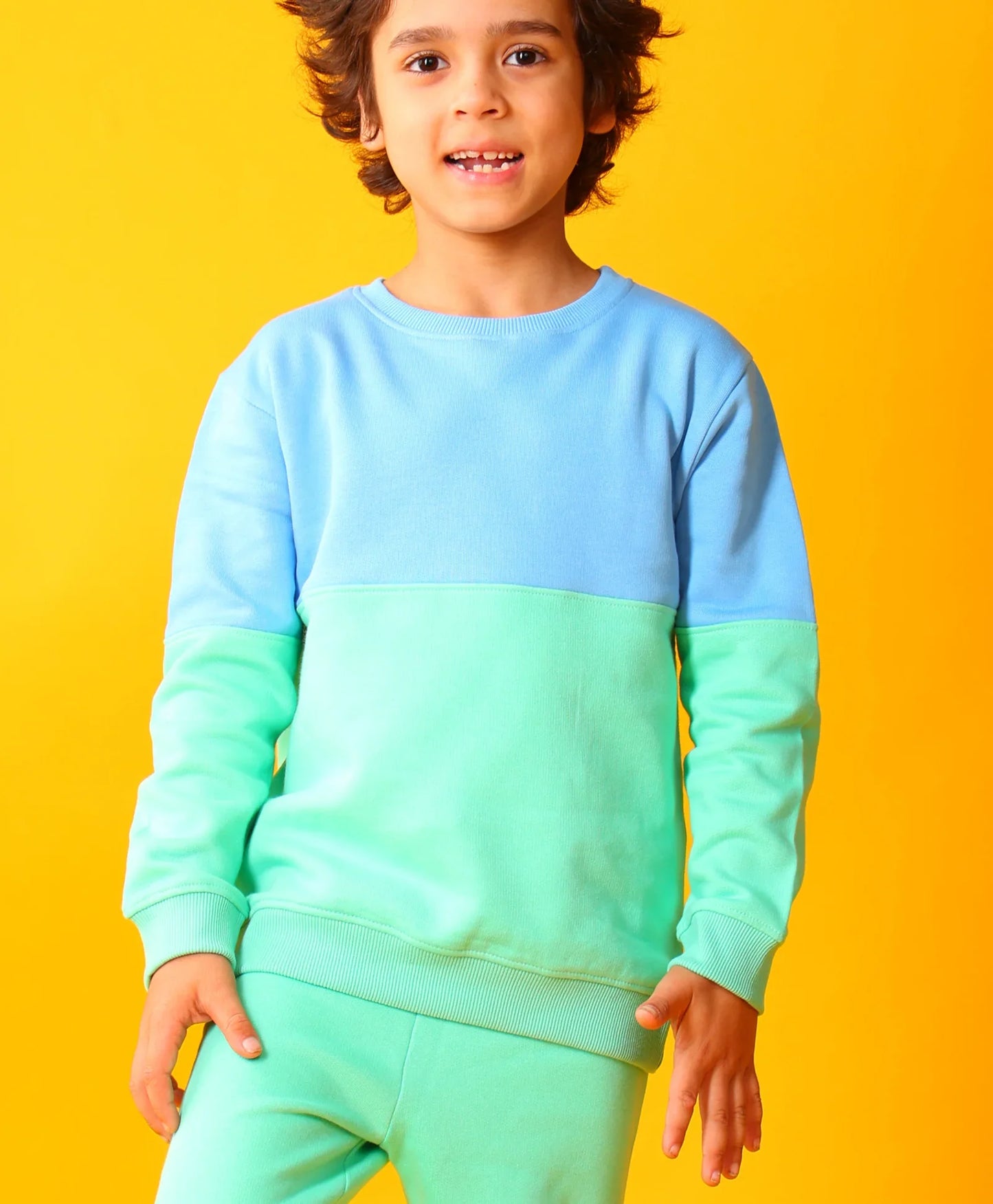 BLUE GREEN IL STYLE BOYS SWEATSHIRT -GREEN/BLUE