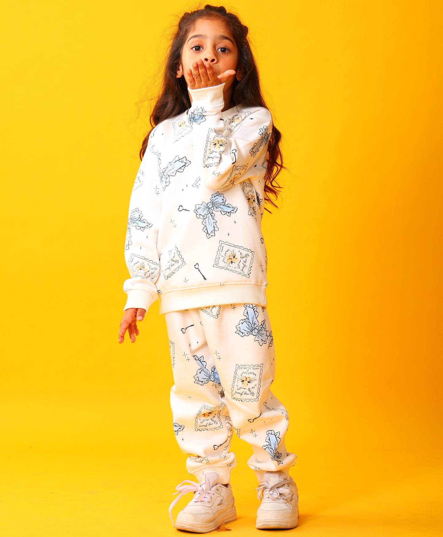 BOW KEY CAT GIRLS FLEECE SWEATSHIRT JOGGER SET - WHITE