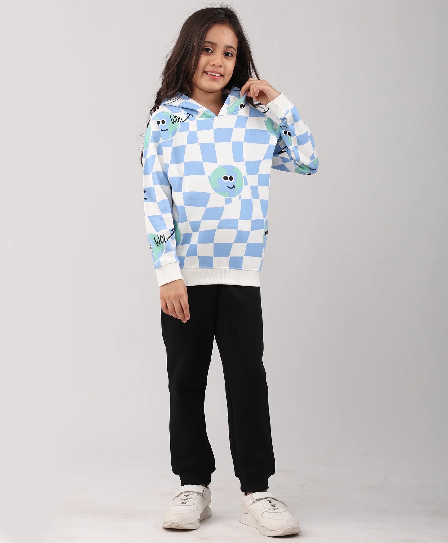 GLOBE CHECK GIRLS FLEECE HOODIE BLACK JOGGER SET - BLUE/BLACK