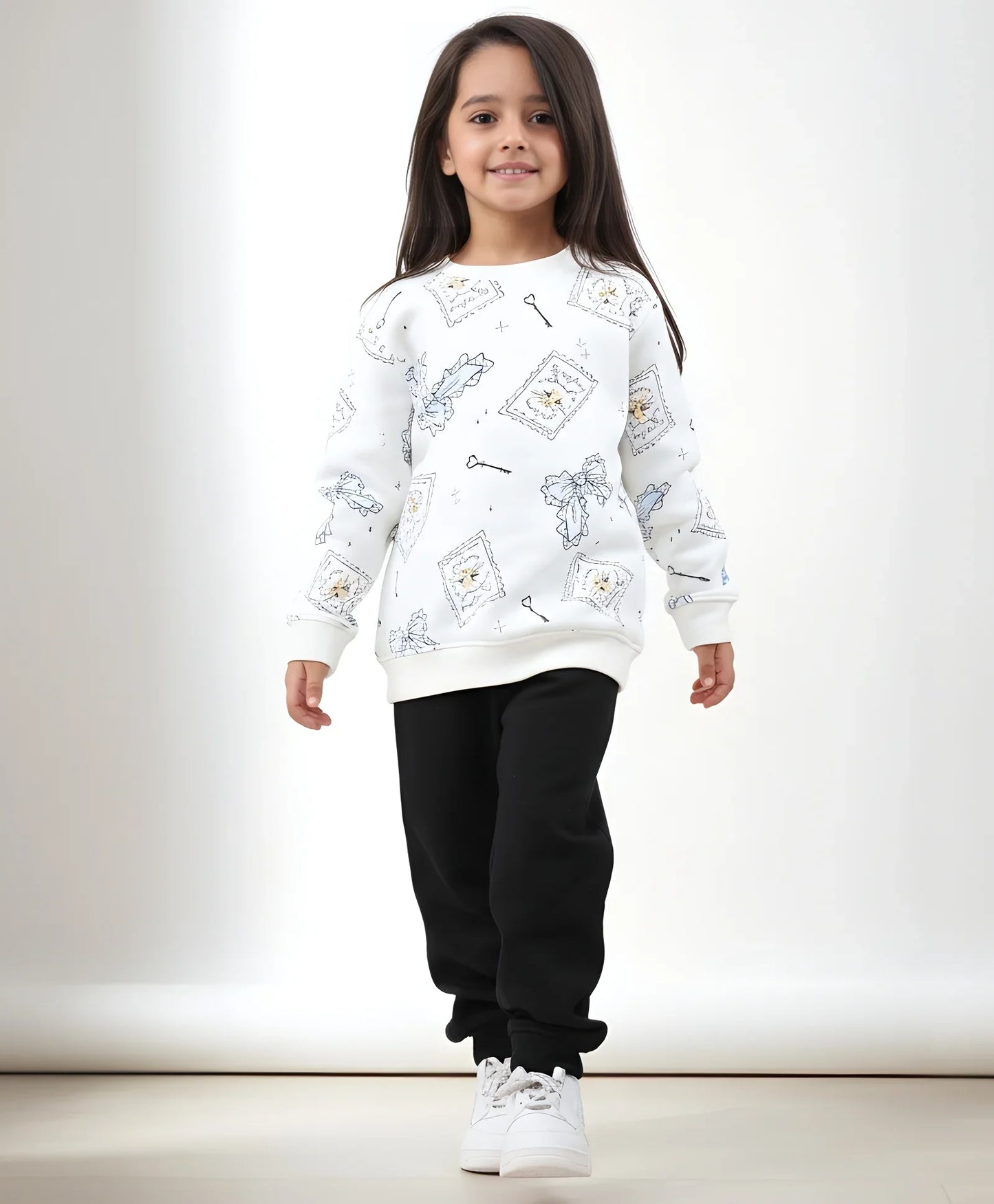 BOW KEY CAT GIRLS FLEECE BLACK SWEATSHIRT JOGGER SET - WHITE/BLACK