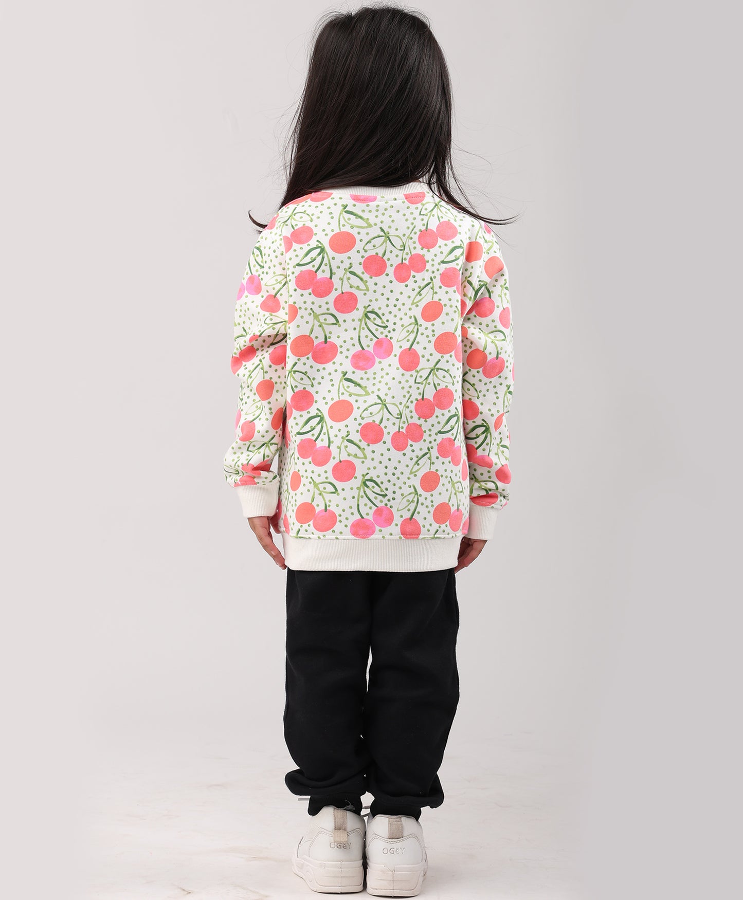 CHERRY LOVE GIRLS FLEECE SWEATSHIRT BLACK JOGGER SET - WHITE/BLACK