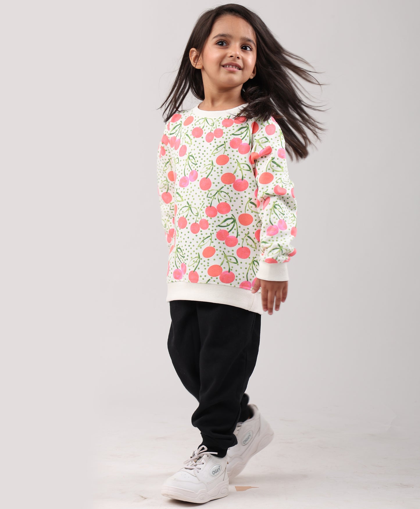 CHERRY LOVE GIRLS FLEECE SWEATSHIRT BLACK JOGGER SET - WHITE/BLACK
