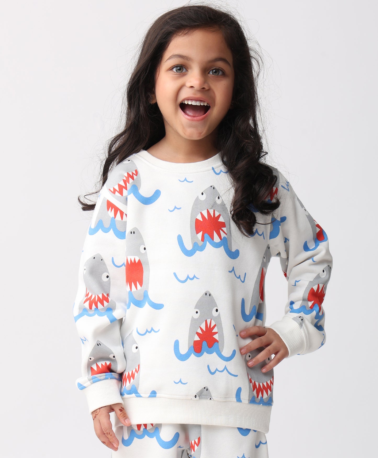 SLEEPY SHARK GIRLS FLEECE SWEATSHIRT - OFF WHITE