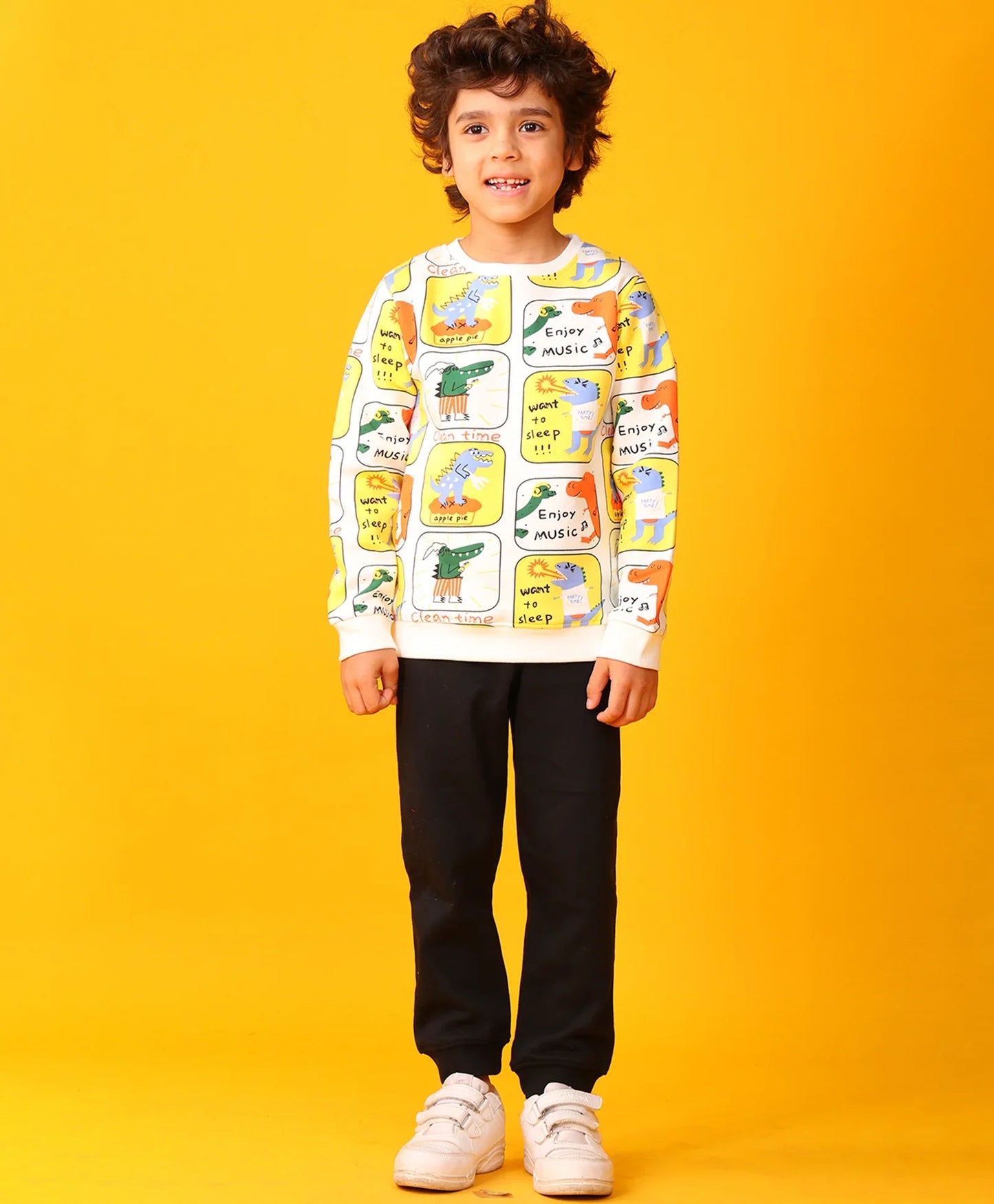 DINOSAUR STAMP FLEECE SWEATSHIRT BLACK JOGGER SET - OFF WHITE/BLACK