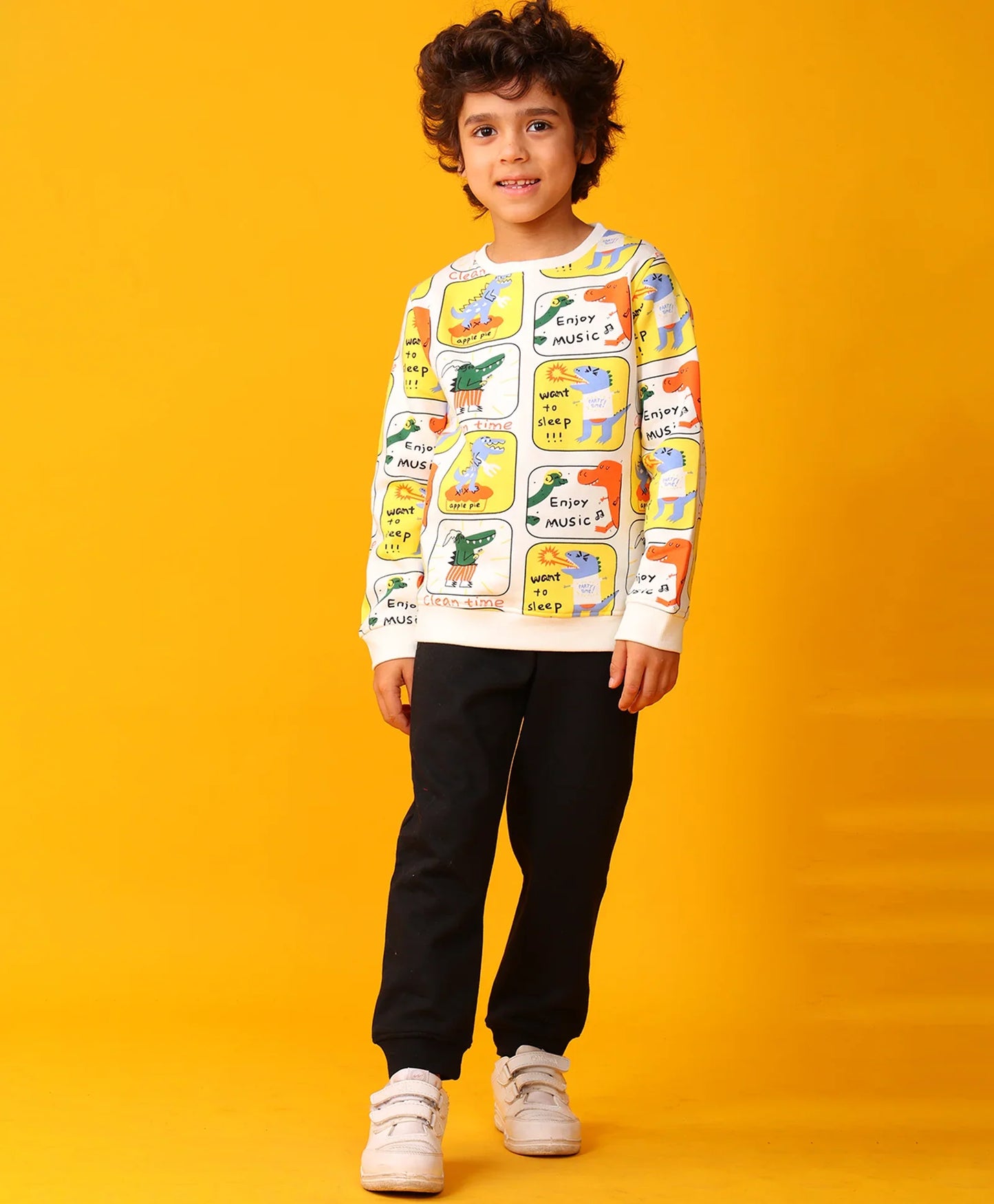 DINOSAUR STAMP FLEECE SWEATSHIRT BLACK JOGGER SET - OFF WHITE/BLACK