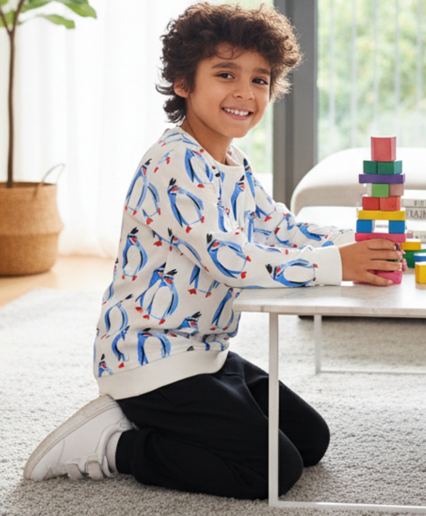 PENGUIN BLACK FLEECE SWEATSHIRT JOGGER SET - WHITE/BLACK