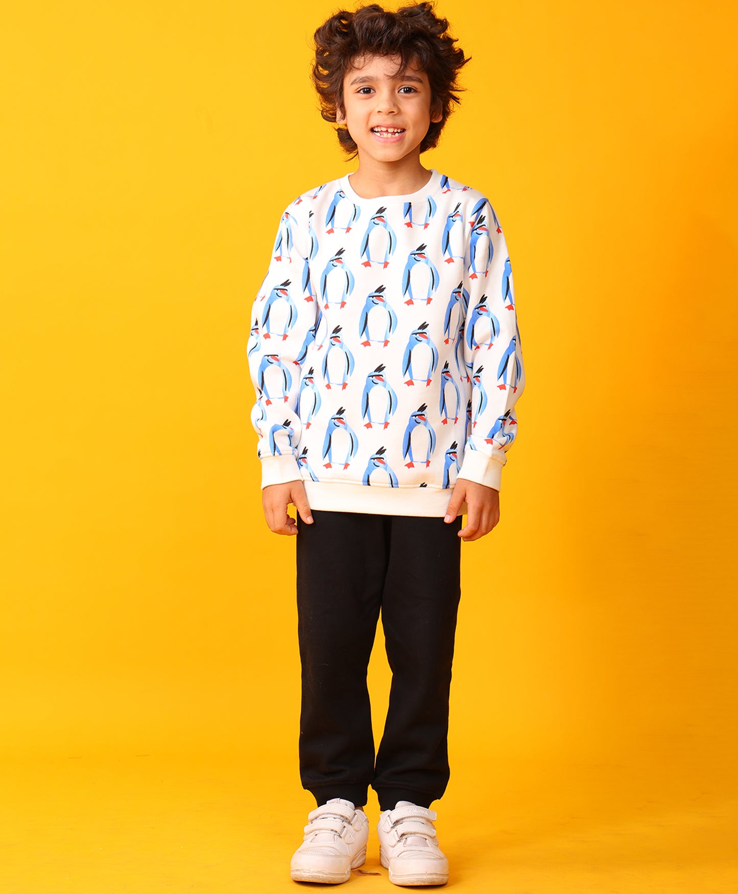 PENGUIN BLACK FLEECE SWEATSHIRT JOGGER SET - WHITE/BLACK