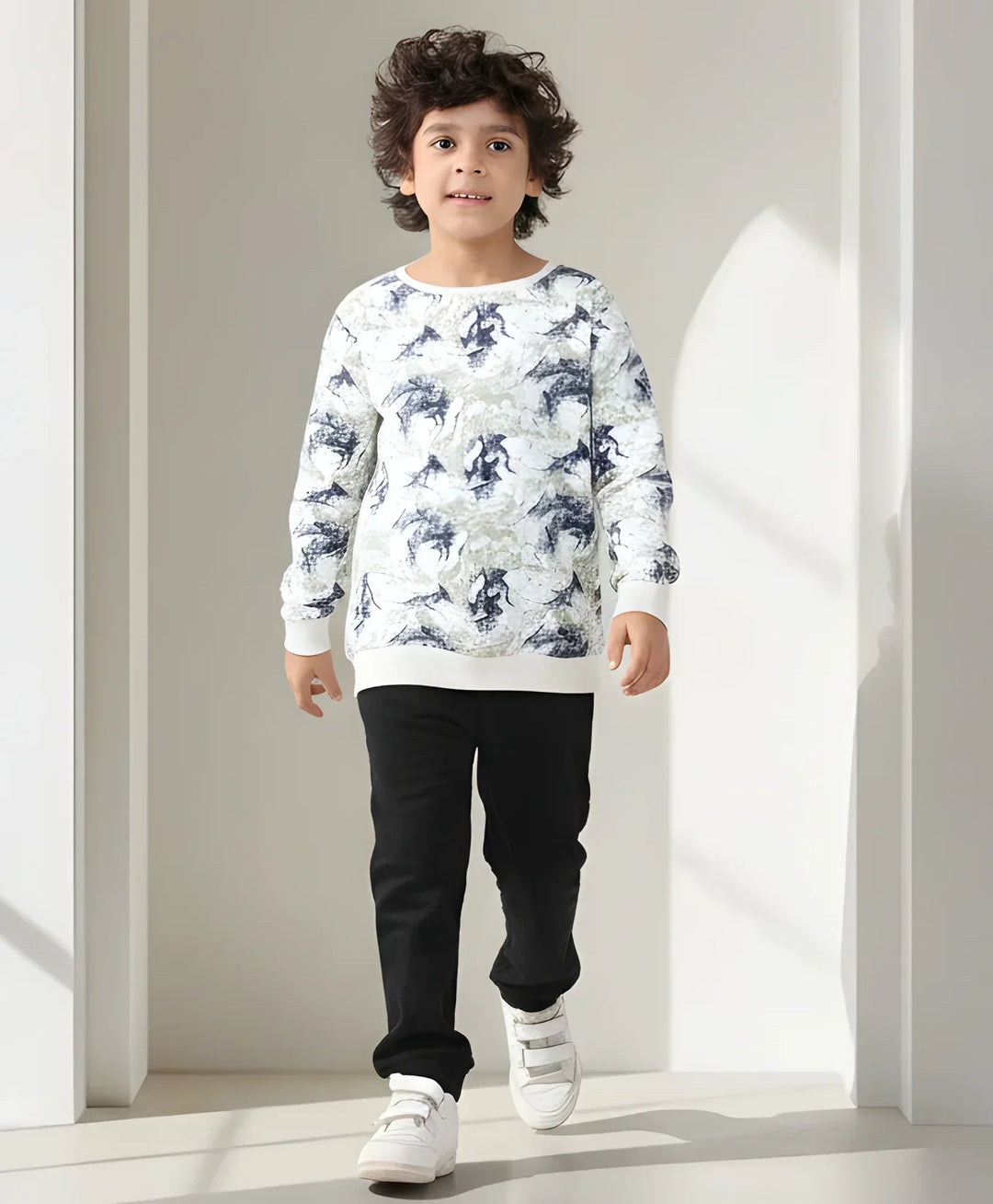 BLUE LIGHTING FLEECE SWEATSHIRT BLACK JOGGER SET - BLUE/BLACK - Anthrilo 