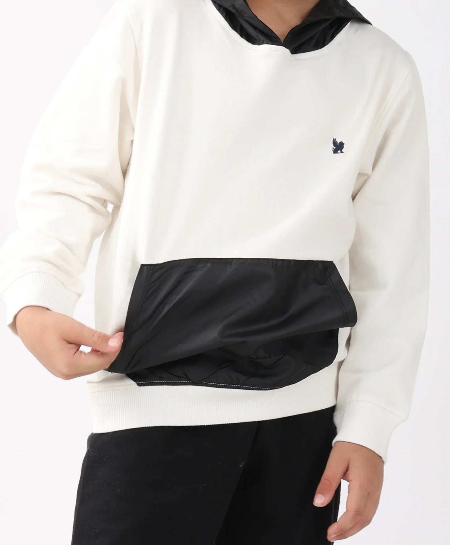 WHITE TAFETTA POCKET HOODIE BLACK JOGGER SET - WHITE/BLACK