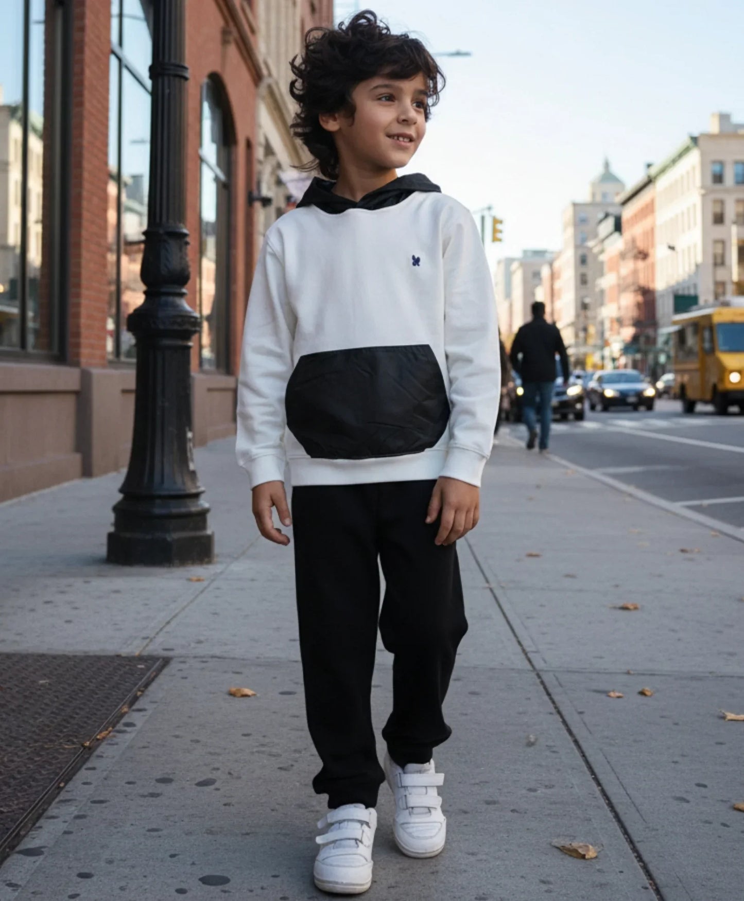 WHITE TAFETTA POCKET HOODIE BLACK JOGGER SET - WHITE/BLACK
