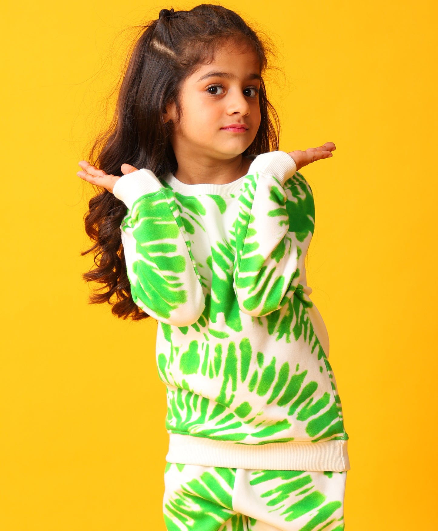 GREEN SWIRL GIRLS FLEECE SWEATSHIRT - GREEN