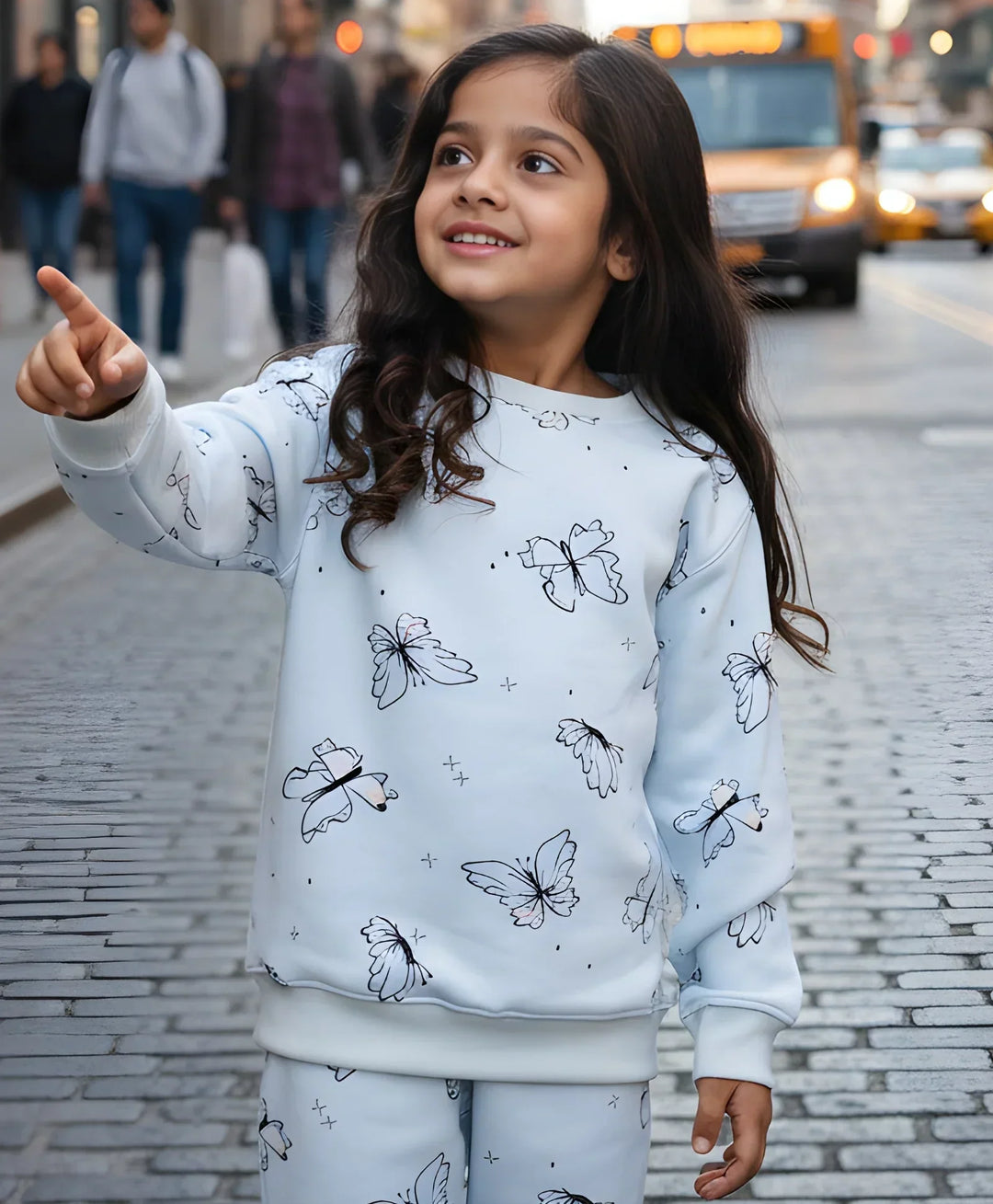 BLUE BUTTERFLY FLEECE GIRLS SWEATSHIRT - BLUE - Anthrilo 