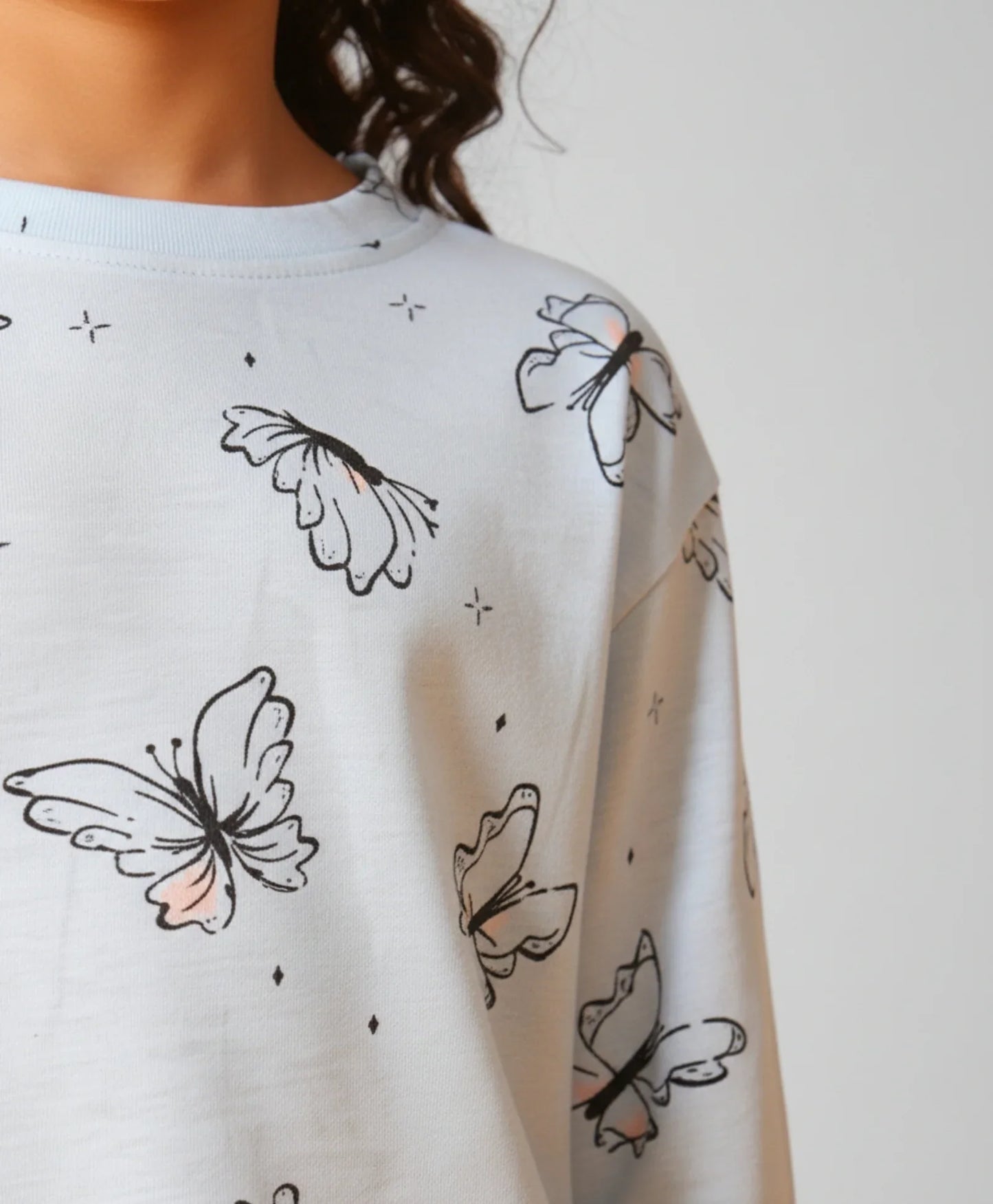 BLUE BUTTERFLY LONG SLEEVE GIRLS T-SHIRT - BLUE