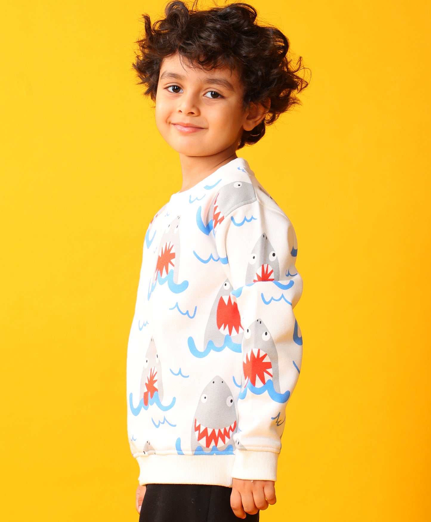 SLEEPY SHARK BOYS FLEECE SWEATSHIRT - OFF WHITE