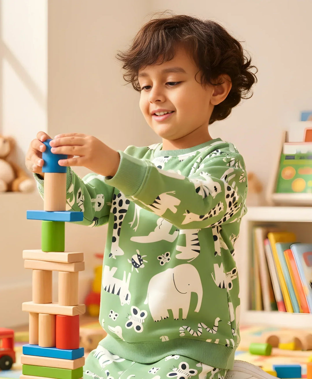 ANIMAL GREEN FLEECE BOYS SWEATSHIRT - GREEN - Anthrilo 