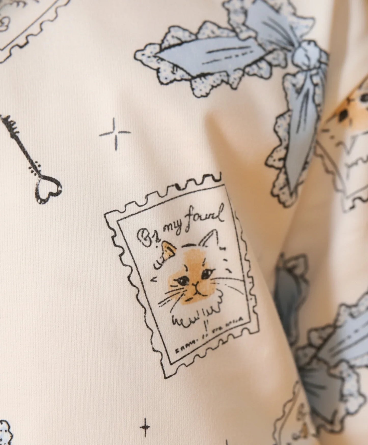 BOW KEY CAT LONG SLEEVE GIRLS T-SHIRT - WHITE