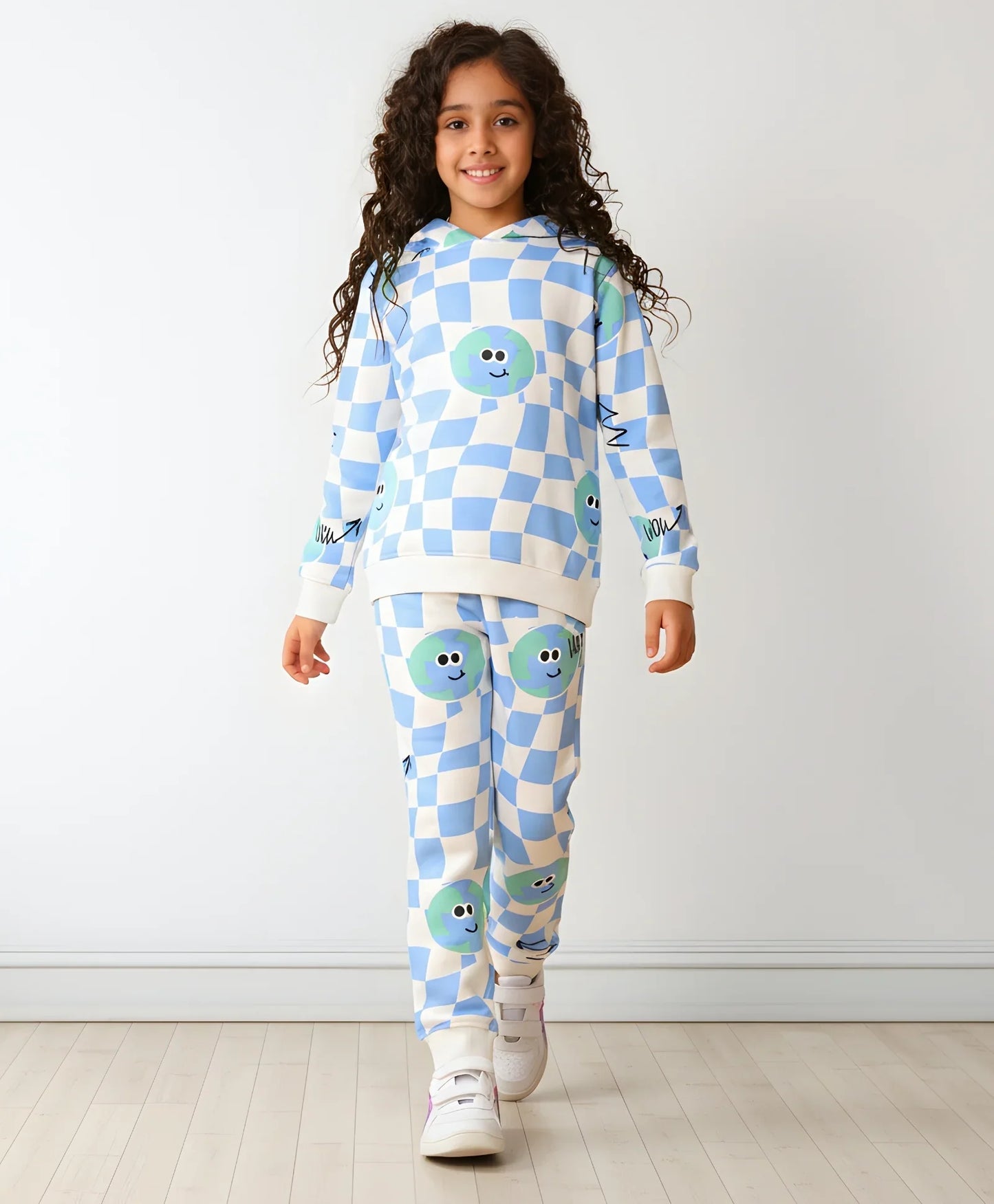 GLOBE CHECK GIRLS FLEECE HOODIE JOGGER SET - BLUE