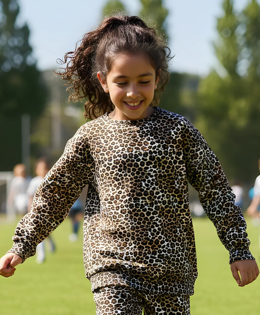 LEOPARD GIRLS FLEECE SWEATSHIRT - BROWN - Anthrilo 