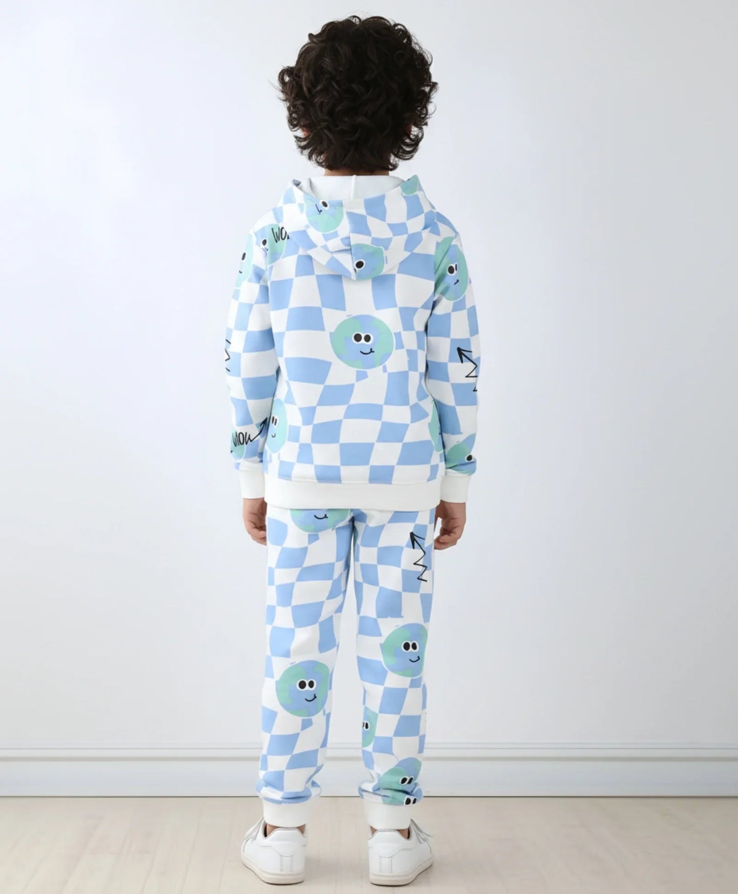 GLOBE CHECK FLEECE BOYS HOODIE JOGGER SET - OFF WHITE
