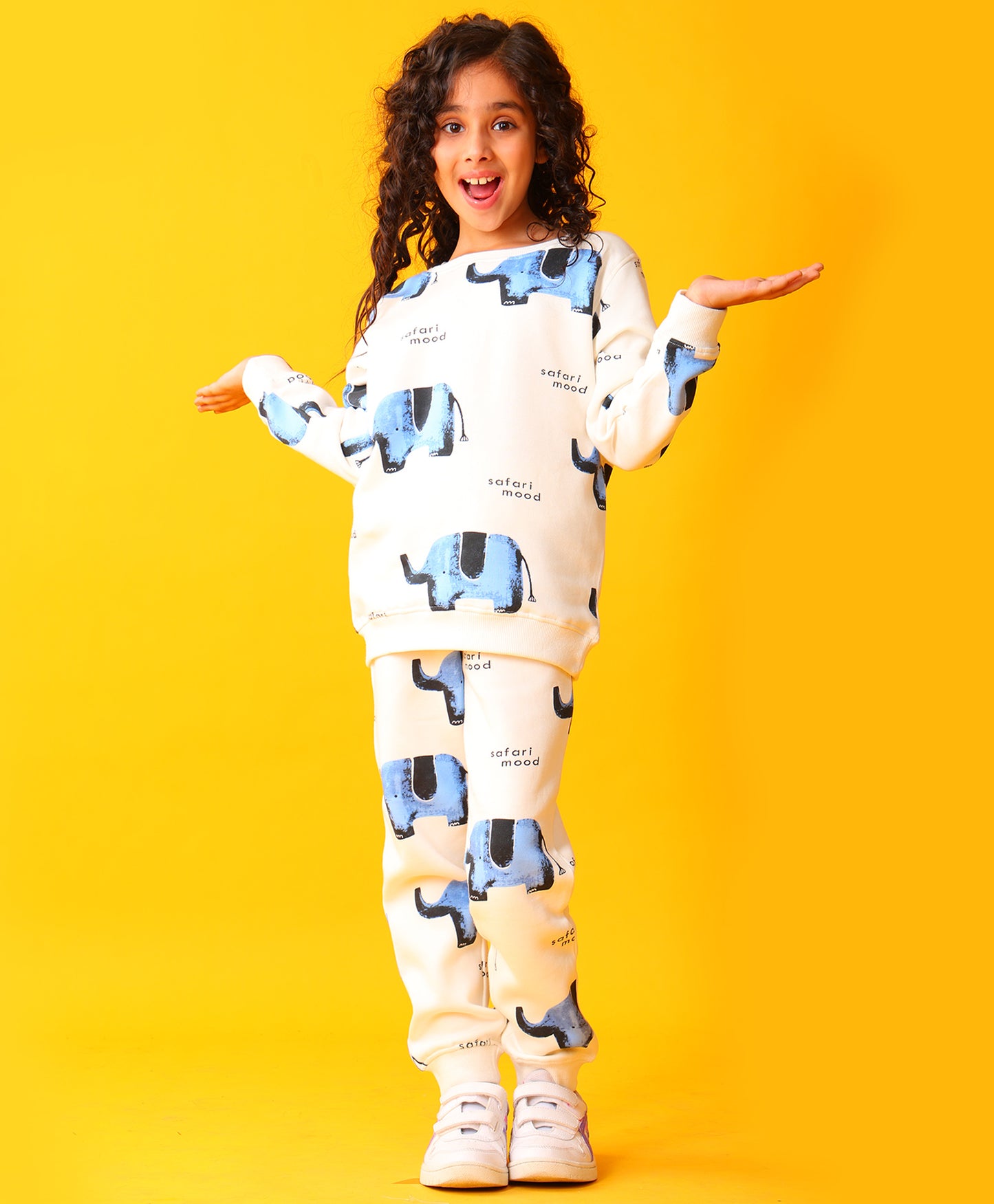 ELEPHANT SAFARI GIRLS FLEECE SWEATSHIRT JOGGER SET - WHITE