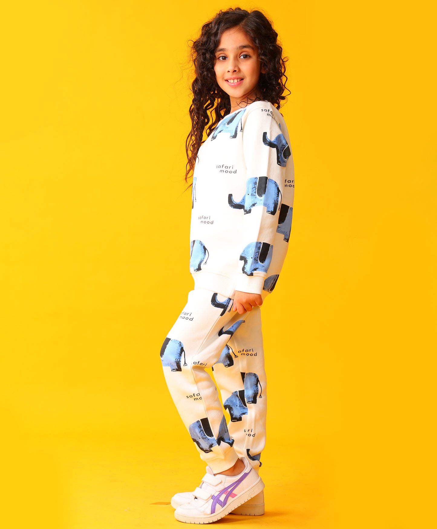 ELEPHANT SAFARI GIRLS FLEECE SWEATSHIRT JOGGER SET - WHITE