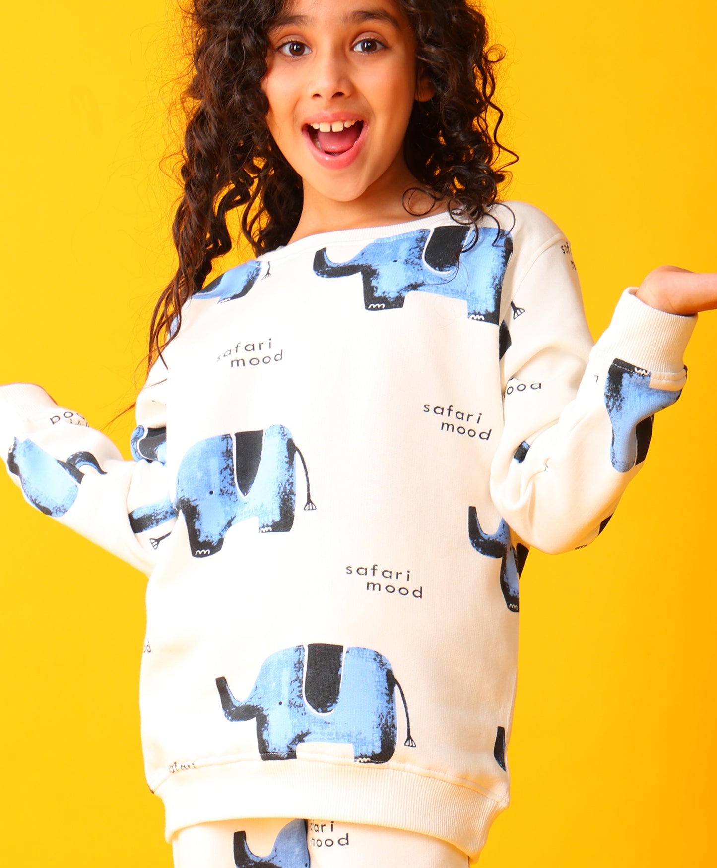 ELEPHANT SAFARI GIRLS FLEECE SWEATSHIRT JOGGER SET - WHITE