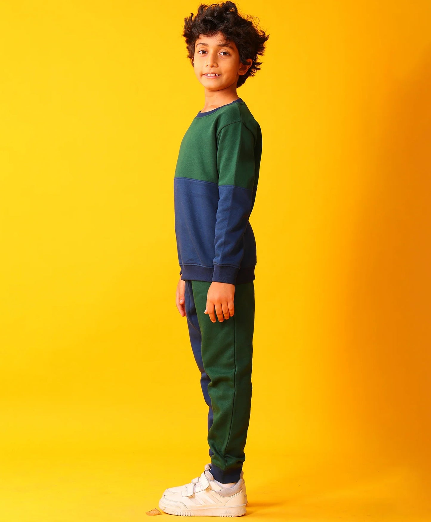 NAVY GREEN COLOR BLOCK BOYS FLEECE SWEATSHIRT JOGGER SET - NAVY/GREEN