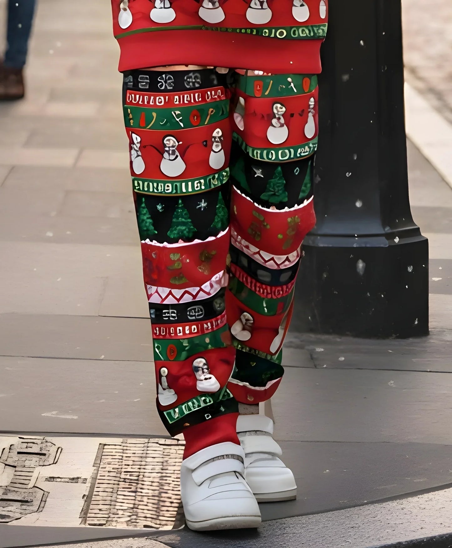 CHRISTMAS PRINT GIRLS FLEECE JOGGER - RED