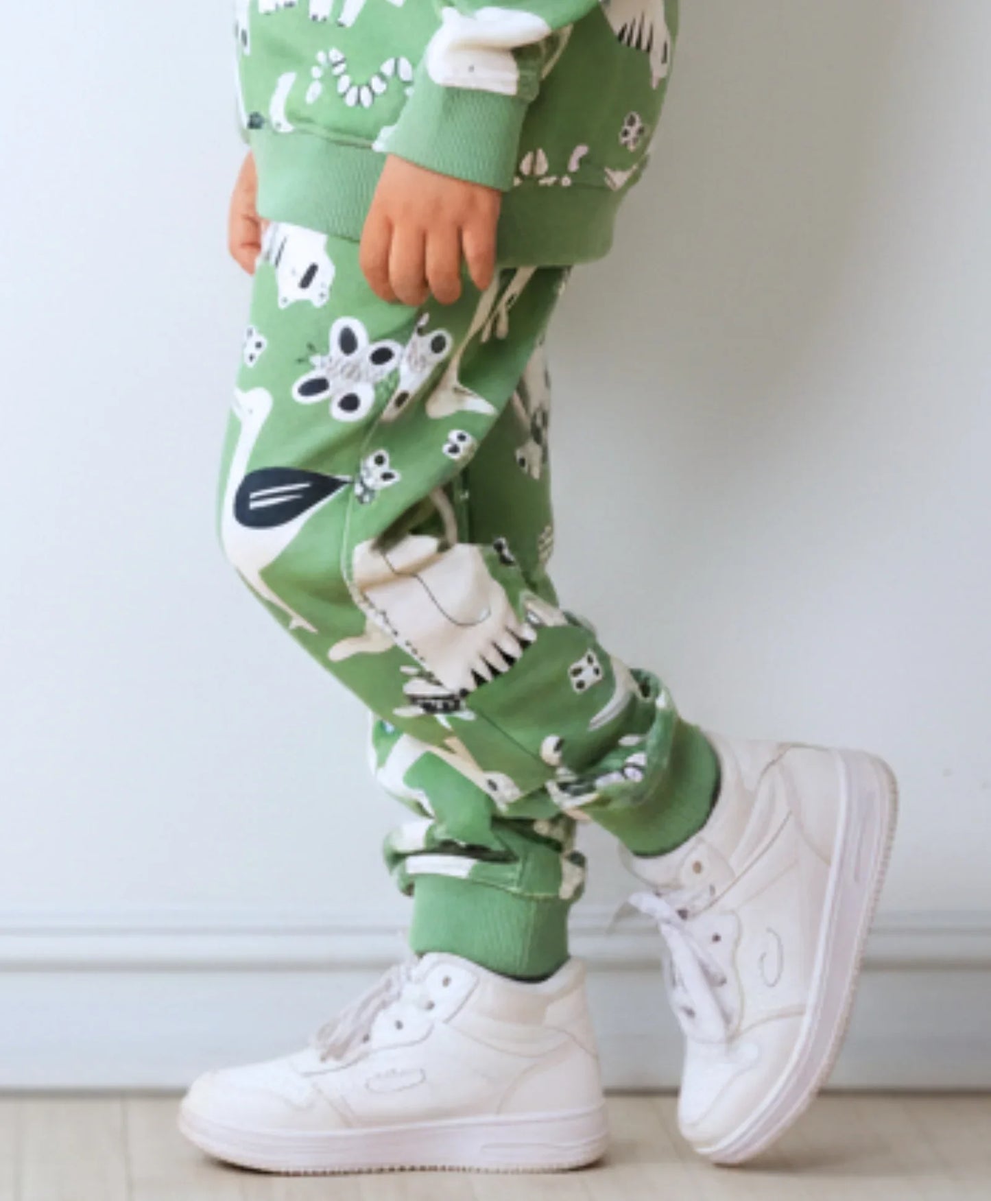 ANIMAL GREEN FLEECE GIRLS JOGGER - GREEN
