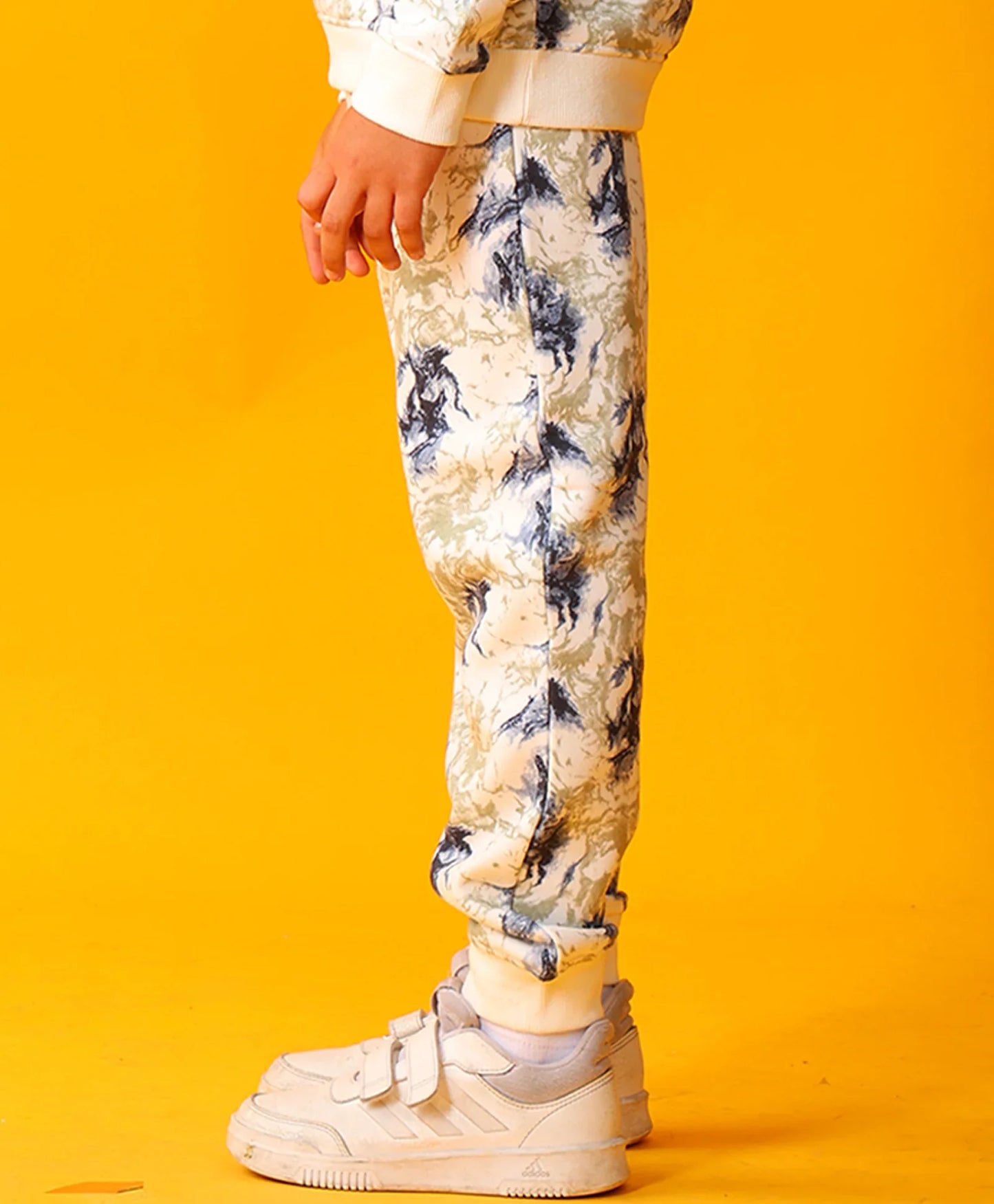 BLACK BLUE LIGHTNING FLEECE BOYS JOGGER - BLUE