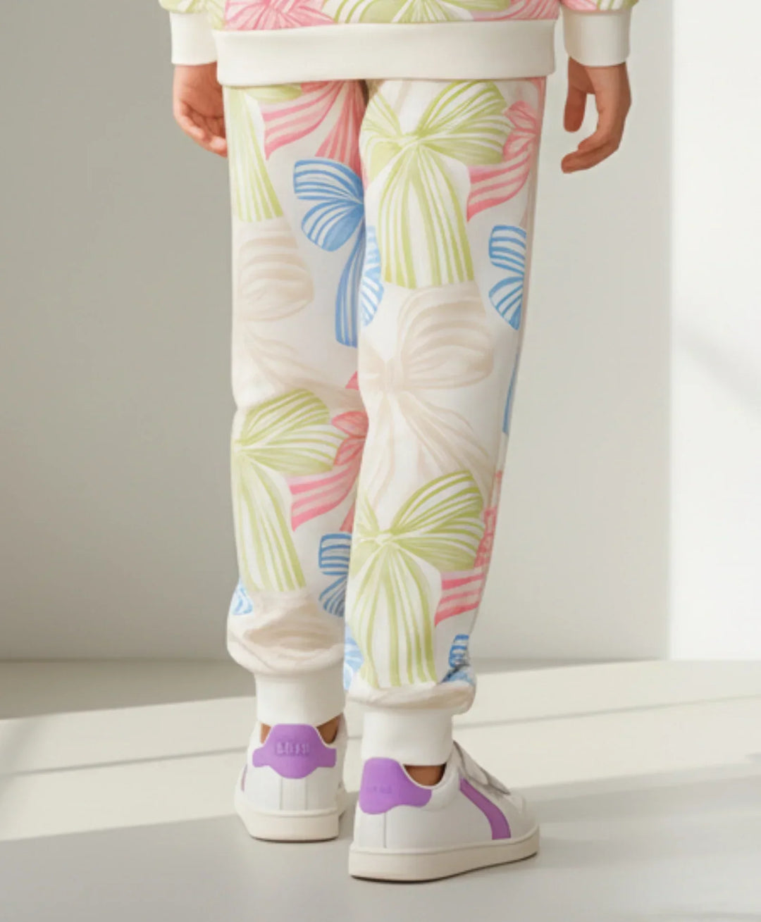 PAINTED BOW FLEECE GIRLS JOGGER - OFF WHITE - Anthrilo 