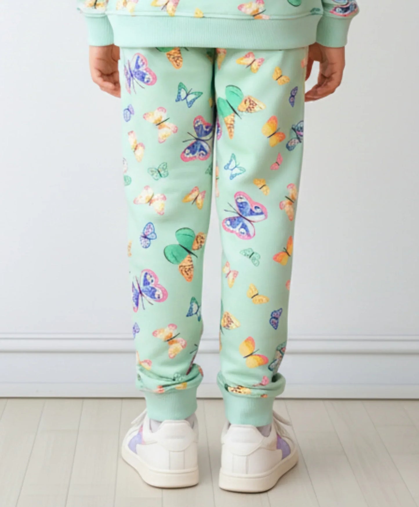BUTTERFLY GREEN FLEECE GIRLS JOGGER - GREEN