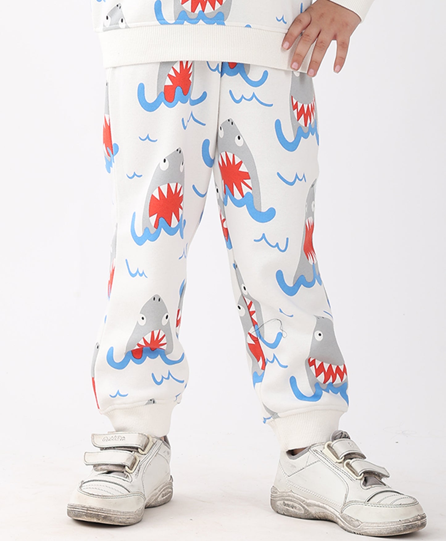 SLEEPY SHARK BOYS FLEECE JOGGER - OFF WHITE