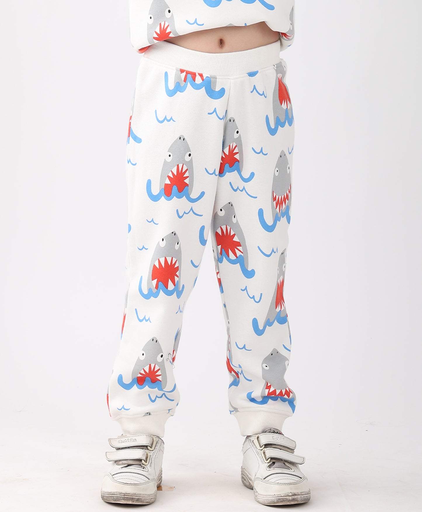 SLEEPY SHARK BOYS FLEECE JOGGER - OFF WHITE
