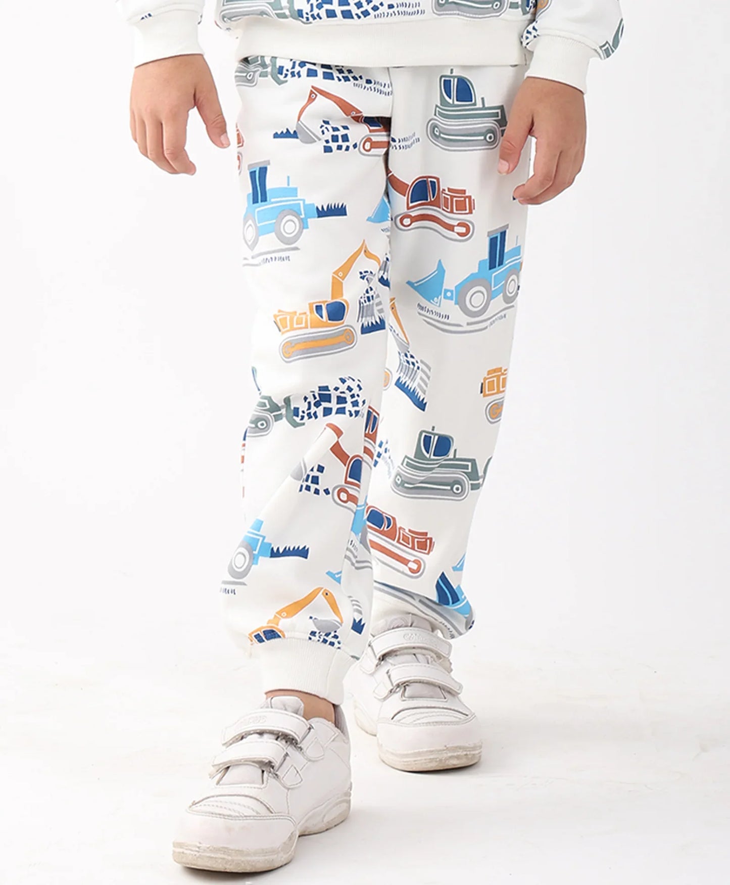 DIGGER PRINT FLEECE BOYS JOGGER - OFF WHITE
