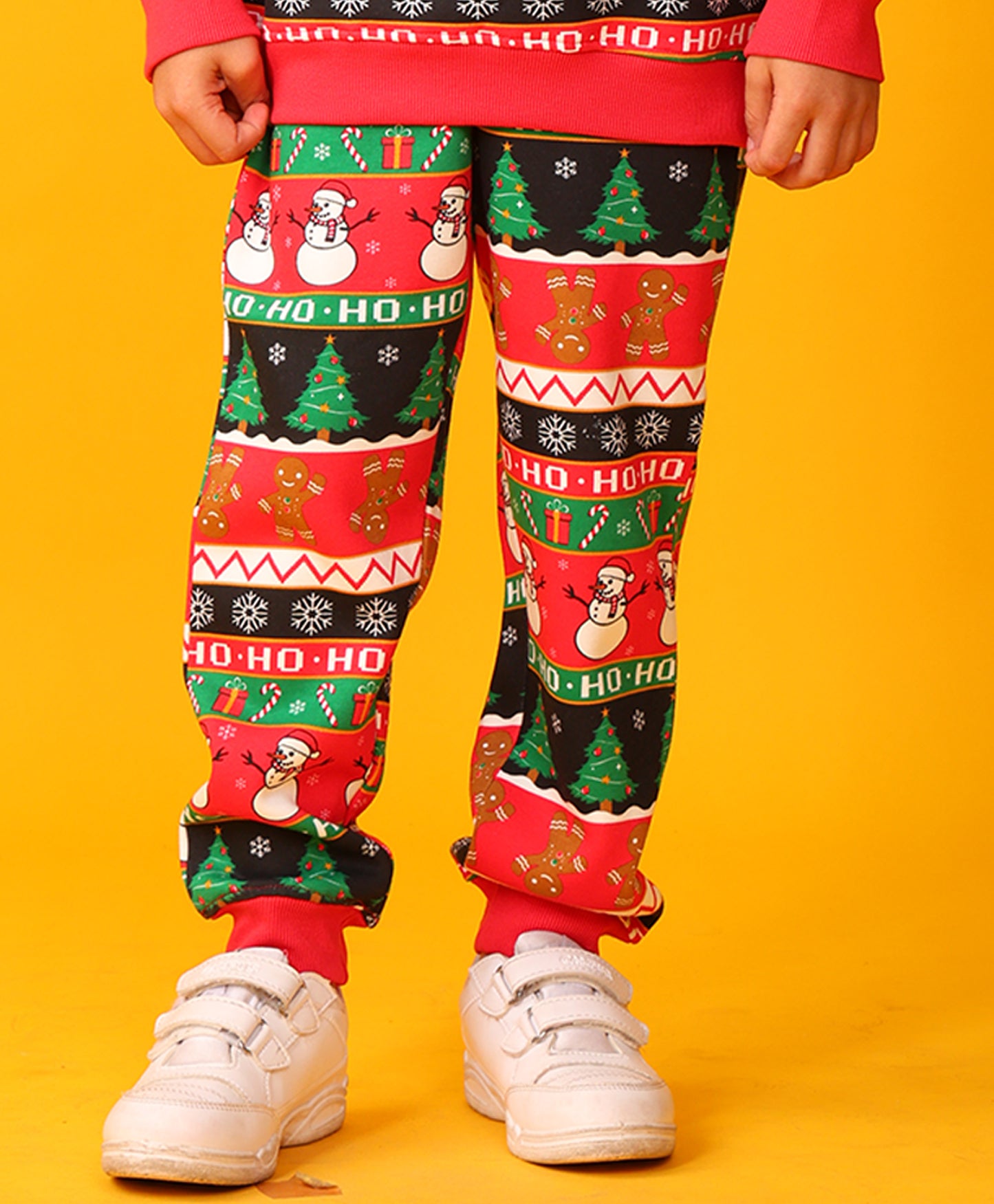 CHRISTMAS PRINT BOYS FLEECE JOGGER - RED