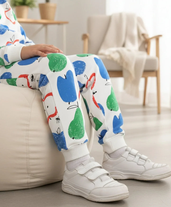 APPLE PEAR BOYS FLEECE JOGGER - WHITE - Anthrilo 