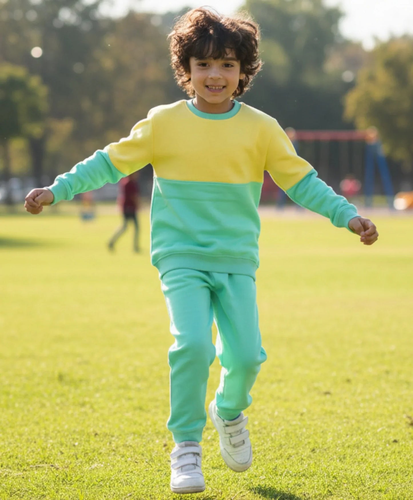 YELLOW SEAGREEN BOYS FLEECE SWEATSHIRT GREEN JOGGER SET - YELLOW GREEN