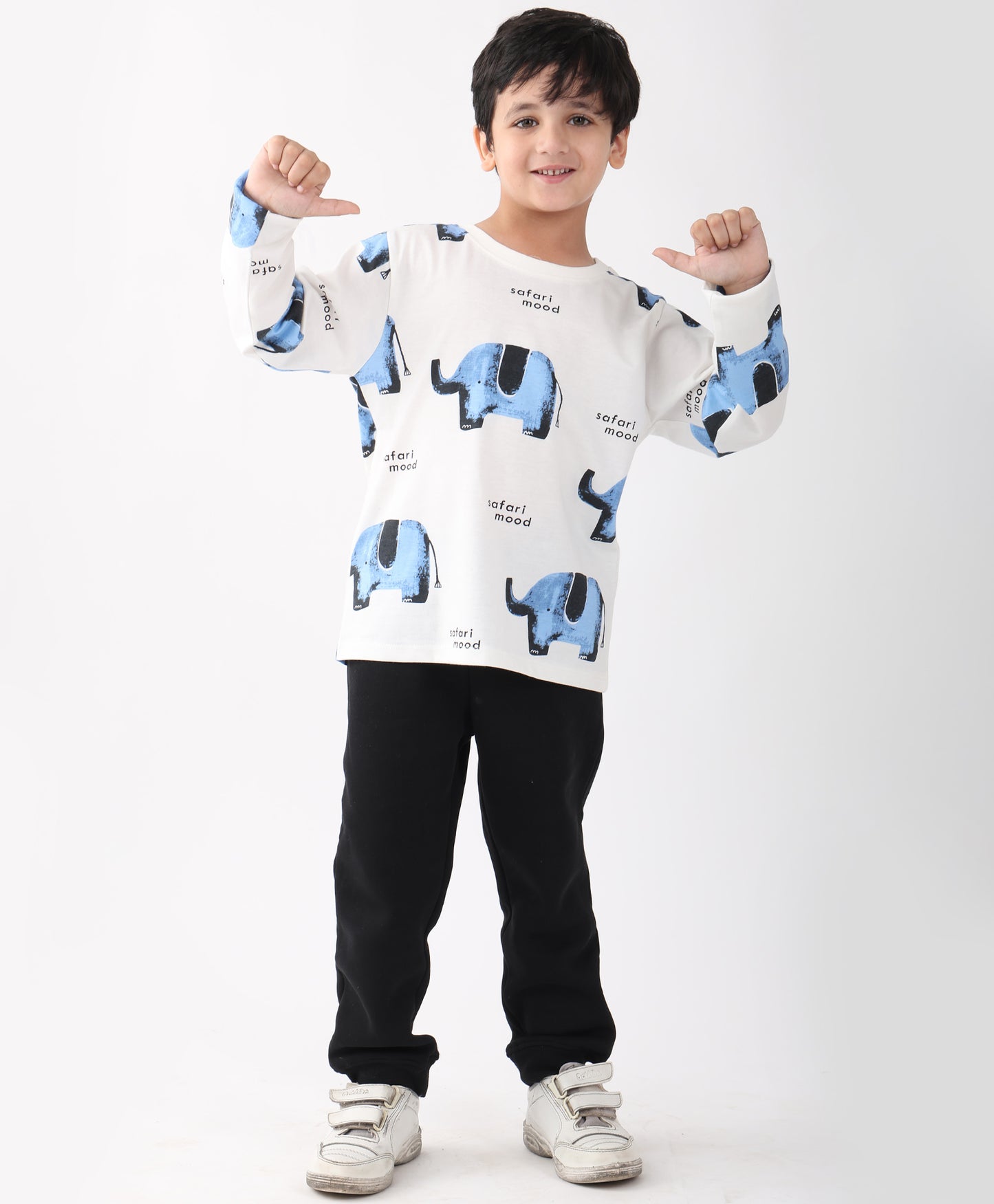 ELEPHANT SAFARI LONG SLEEVE T-SHIRT FLEECE JOGGER SET - WHITE/BLACK