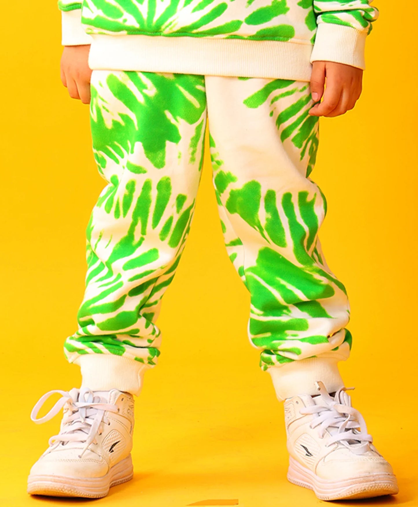 GREEN SWIRL BOYS FLEECE JOGGER - GREEN