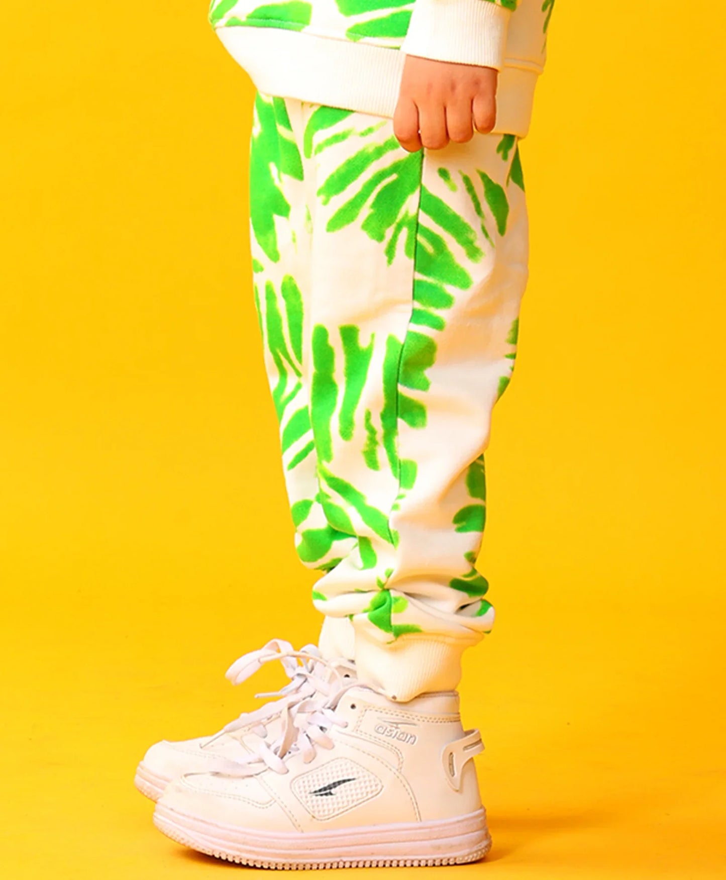 GREEN SWIRL BOYS FLEECE JOGGER - GREEN