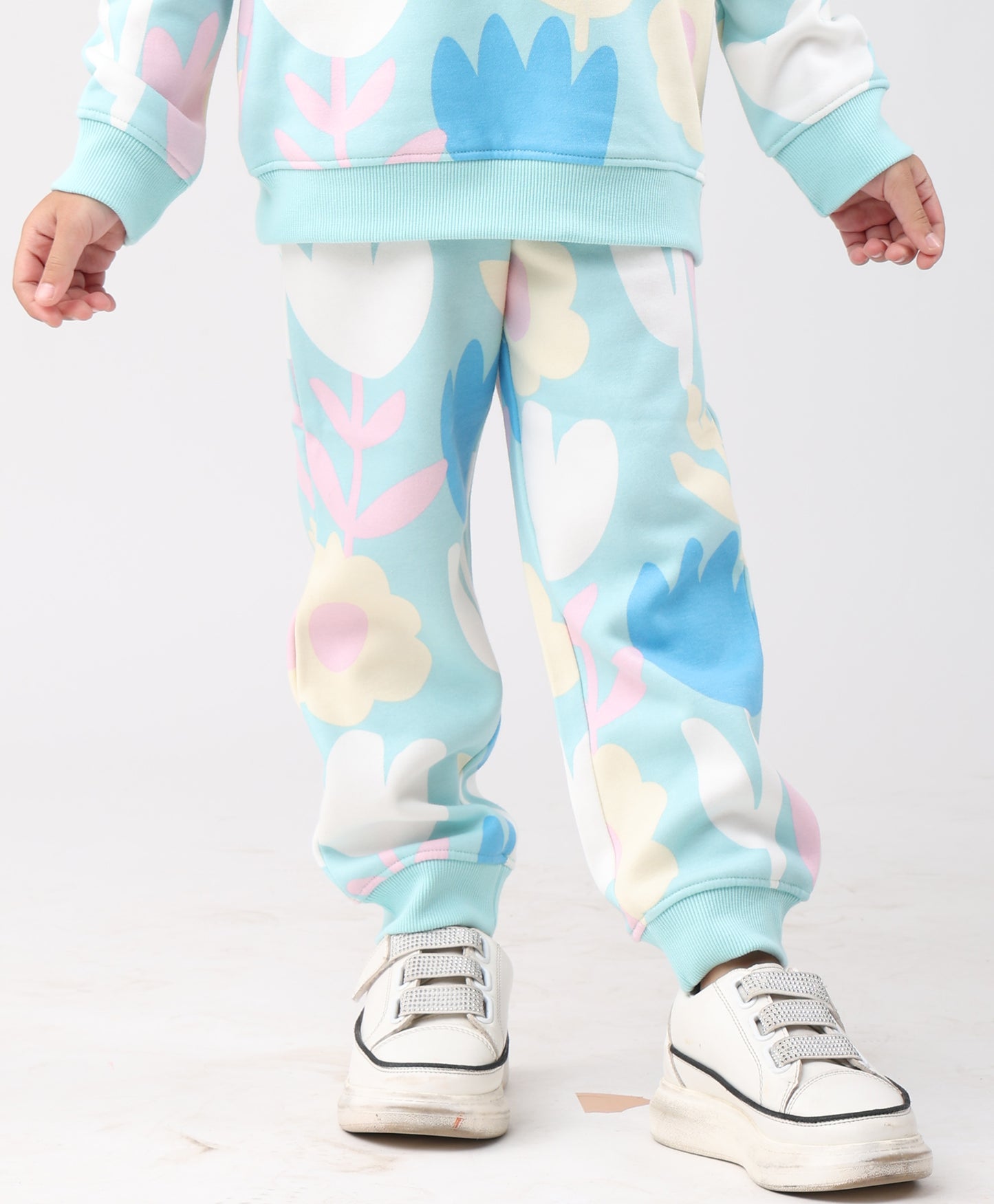 AQUA FLOWER FLEECE GIRLS JOGGER - AQUA