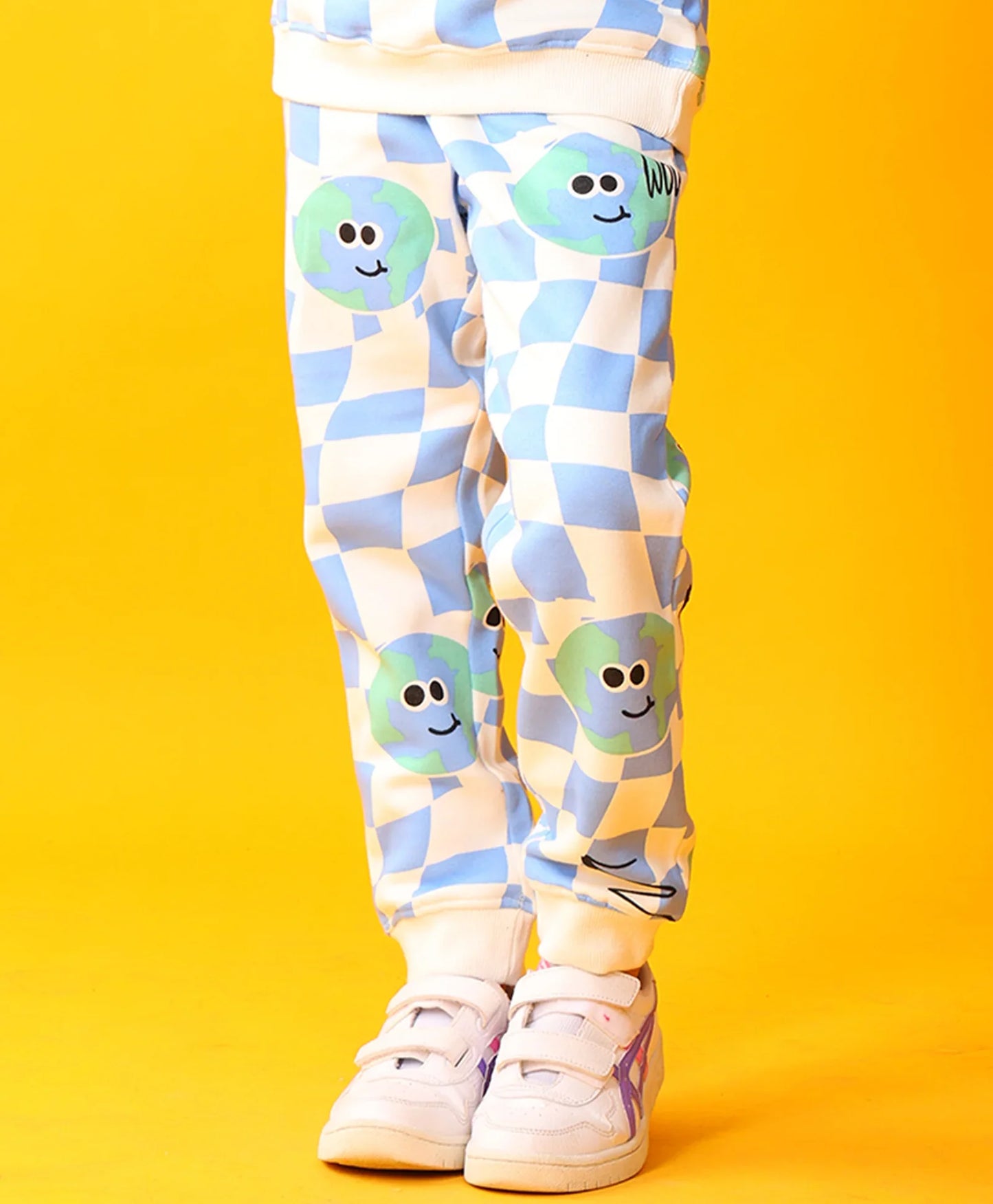 GLOBE CHECK GIRLS FLEECE JOGGER - BLUE