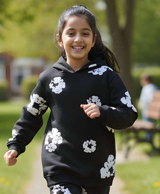 POP BLACK & WHITE GIRLS FLEECE HOODIE - BLACK